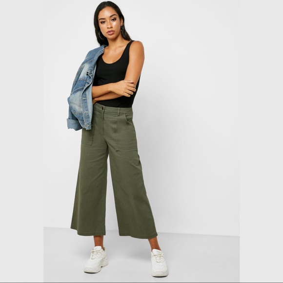 Forever 21 Pants - Forever 21 Green Wide Leg Pants/Jeans Cropped Trouser High Waisted